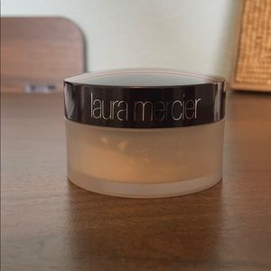 Laura Mercier Translucent Setting Powder